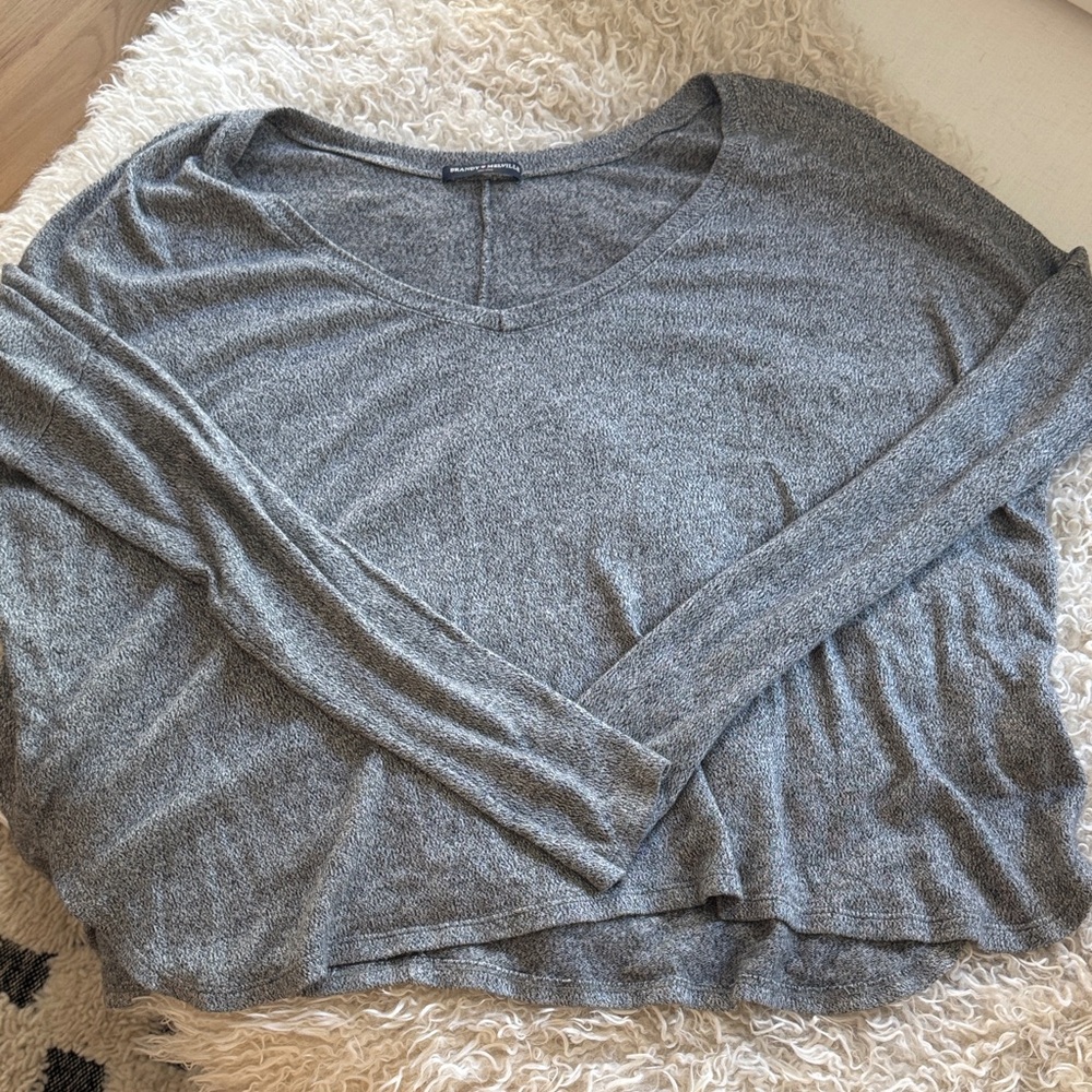 Brandy Melville Gray V-Neck Long Sleeve Women's top. Cropped. Mint condition